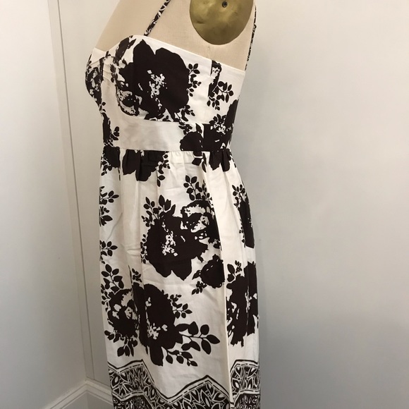 Dress - Picture 3 of 5